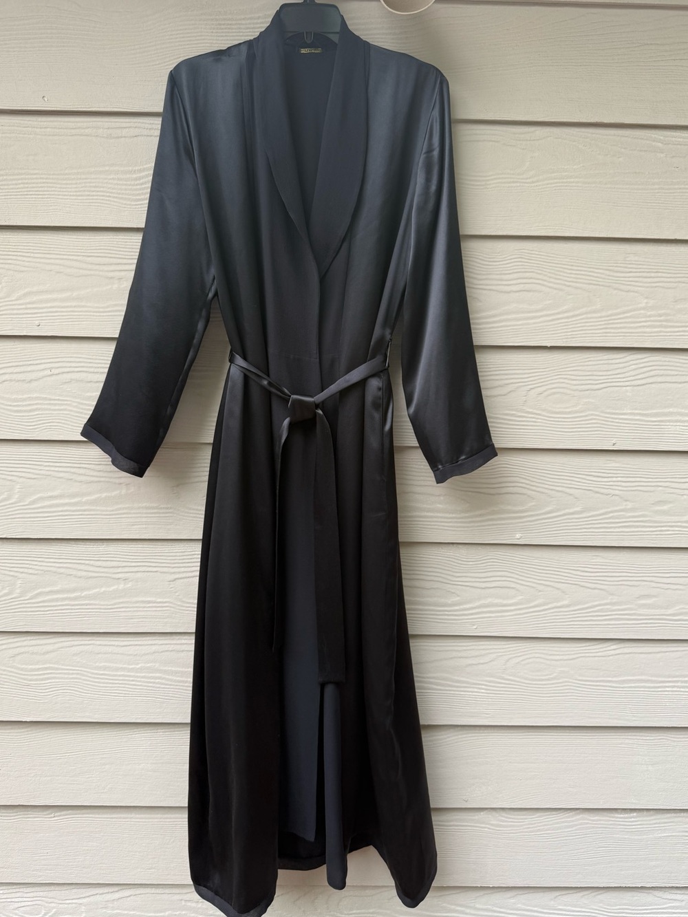 La Perla Silk Long Robe in Black - Picture 2 of 16